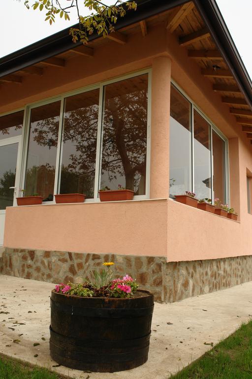 Nadya Holiday Home Krapets  Exterior photo